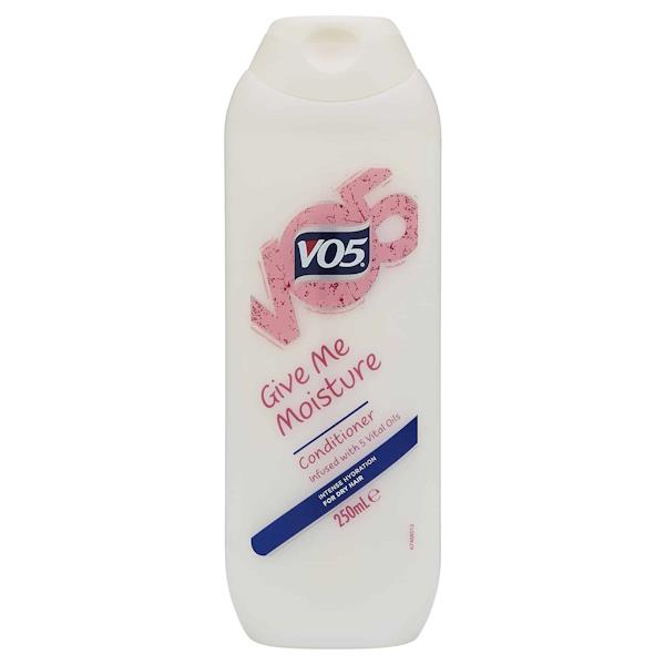 VO5 Give Me Moisture Conditioner 250ml